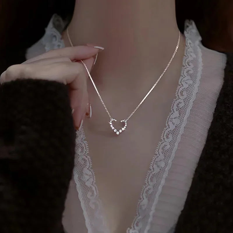 Simple Pearl Choker Necklaces for Women Fashion Double Layer Chain Small Love Heart Pendant Necklace Jewelry Gift Wholesale