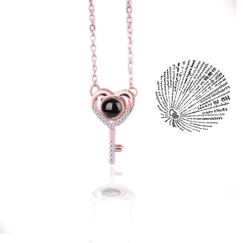 Love Heart Necklace 100 Languages I Love You Projection Pendant Jewelry For Mom Girlfriend Birthday Christmas Romantic Gifts