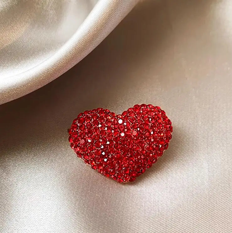 Bling Red Full of Rhinestone Heart Shape Brooch for Women Lovers Lapel Love Pins Christmas Love Pins